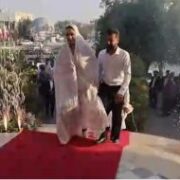 پتروشیمی مارون برای سومین سال متوالی برگزار کرد/ آیین پیوند ازدواج و اهدای جهیزیه کامل به ۲۰ زوج جوان