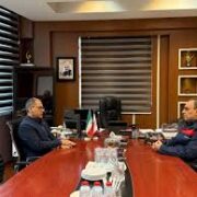 دیدار مدیرعامل شرکت فولاد اکسین خوزستان با شهردار منطقه ۸ اهواز