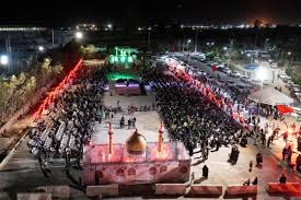 در شب اربعین سرور و سالار شهیدان مراسم نذر حسینی فولاد خوزستان برگزار کرد