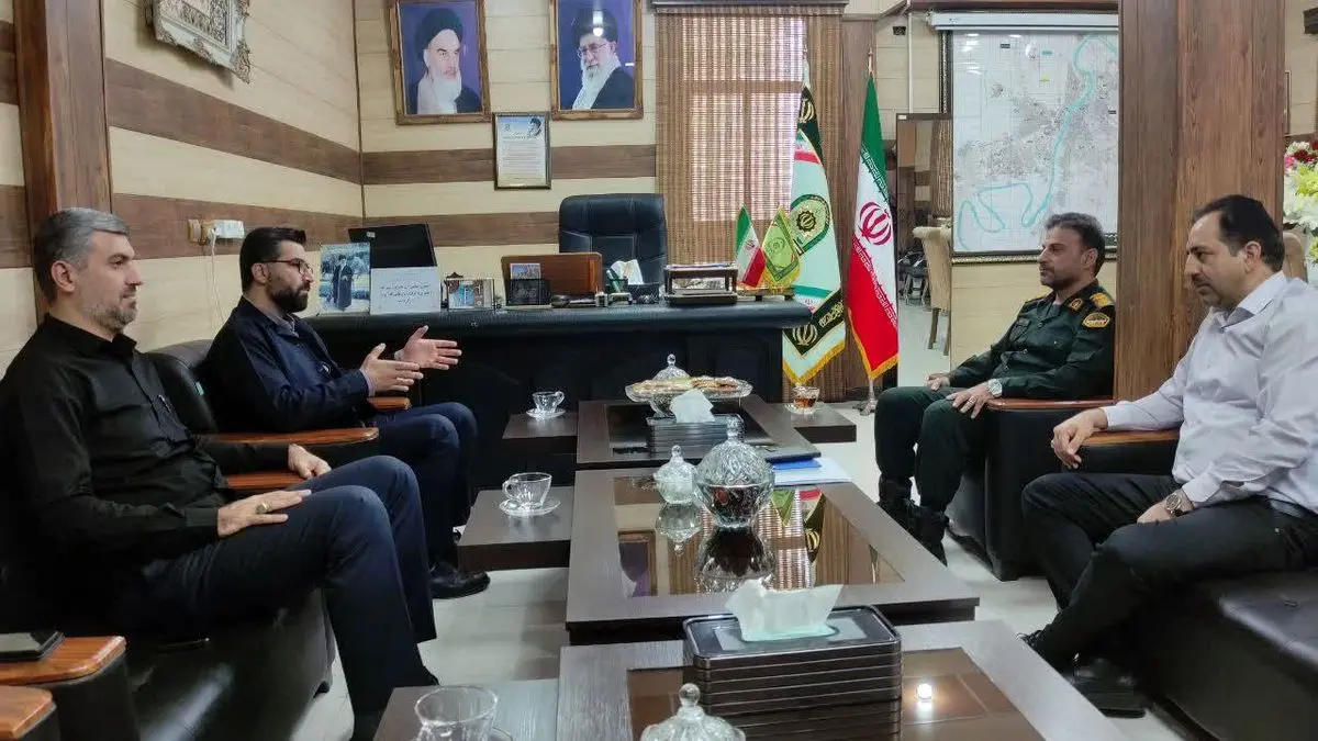 دیدار معاون منابع انسانی فولاد خوزستان با فرمانده انتظامی اهواز