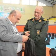 توزیع ۸ هزار کیف و بسته نوشت‌افزار میان دانش‌آموزان نیازمند مناطق همجوار نیشکر