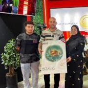 روایتی صمیمی از همدلی کار و زندگی در غرفه فولاد اکسین