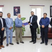 تجلیل مدیر آموزش و پرورش شوش از مدیرعامل شرکت کشت و صنعت نیشکر هفت‌تپه