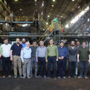 بازدید میدانی مدیرعامل شرکت نیشکر هفت‌تپه از مراحل پایانی اورهال در بخش‌های مختلف حوزه صنعت و تقدیر از زحمات کارکنان این حوزه جهت انجام موفقیت‌آمیز فصل اورهال