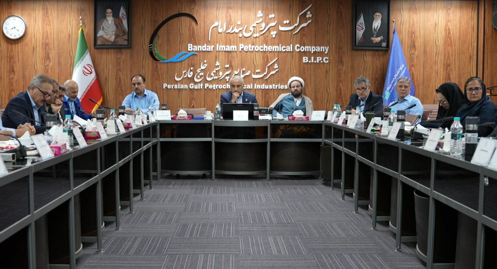 مدیرعامل پتروشیمی بندرامام: حرکت رو‌به‌جلوی پتروشیمی بندرامام تایید شده و آینده‌ای درخشان در پیش است