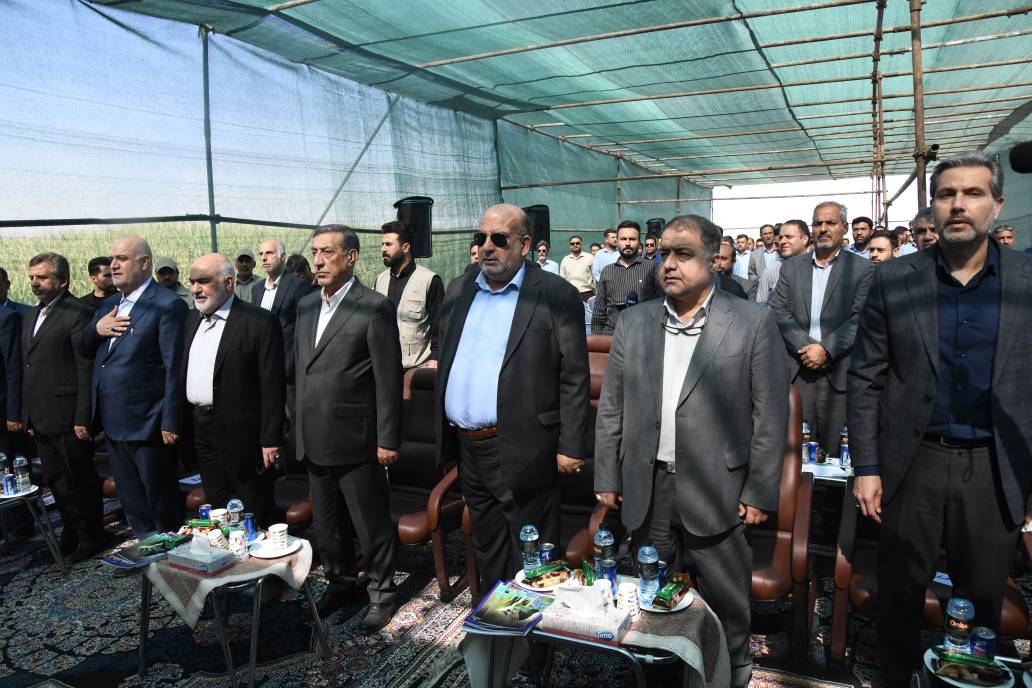 با حضور معاون اجرایی رئیس‌جمهور در کشت و صنعت نیشکر دهخدا بزرگترین عملیات متمرکز برداشت کشاورزی کشور در خوزستان آغاز شد