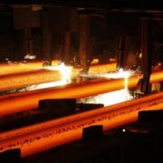دستیابی فولاد اکسین ۱۴۰۴ به  پایدار با تکیه بر همدلی و همکاری سازمانی