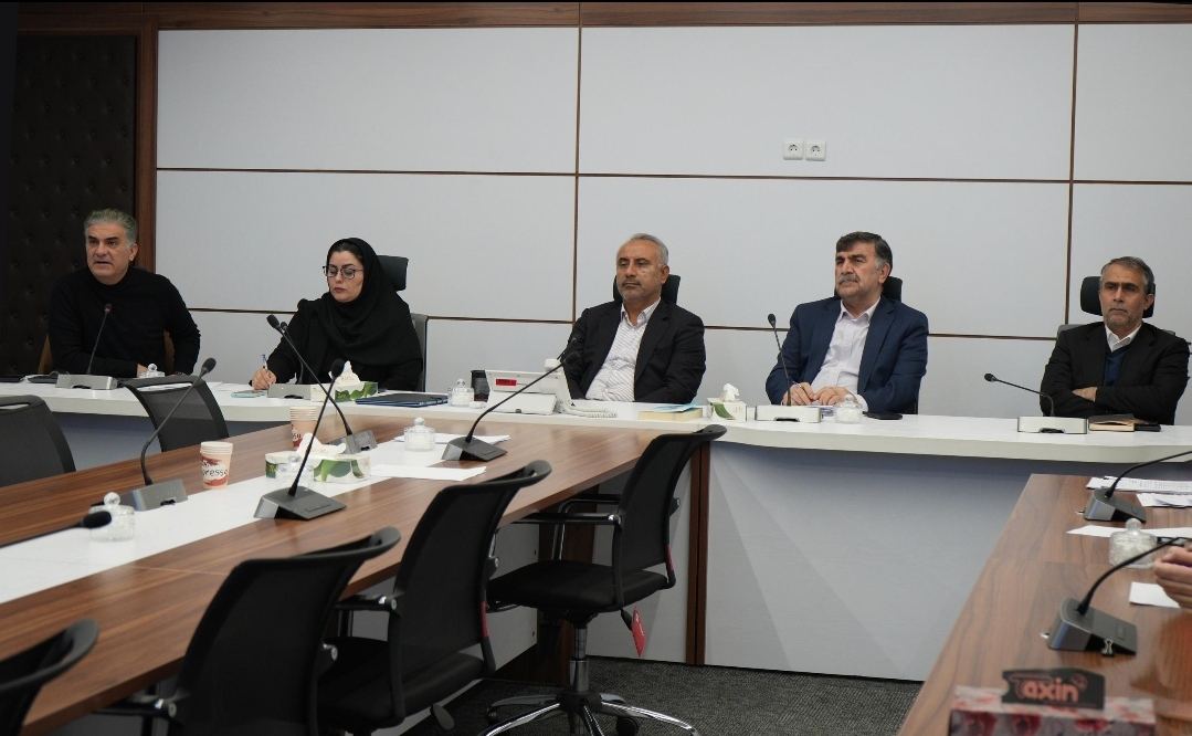 مدیران باید با رویکردی ارزیابانه، فرایندها را به صورت مستمر رصد کنند