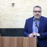 همه در کنار هم، صنعت نیشکر را به اوج می‌رسانیم