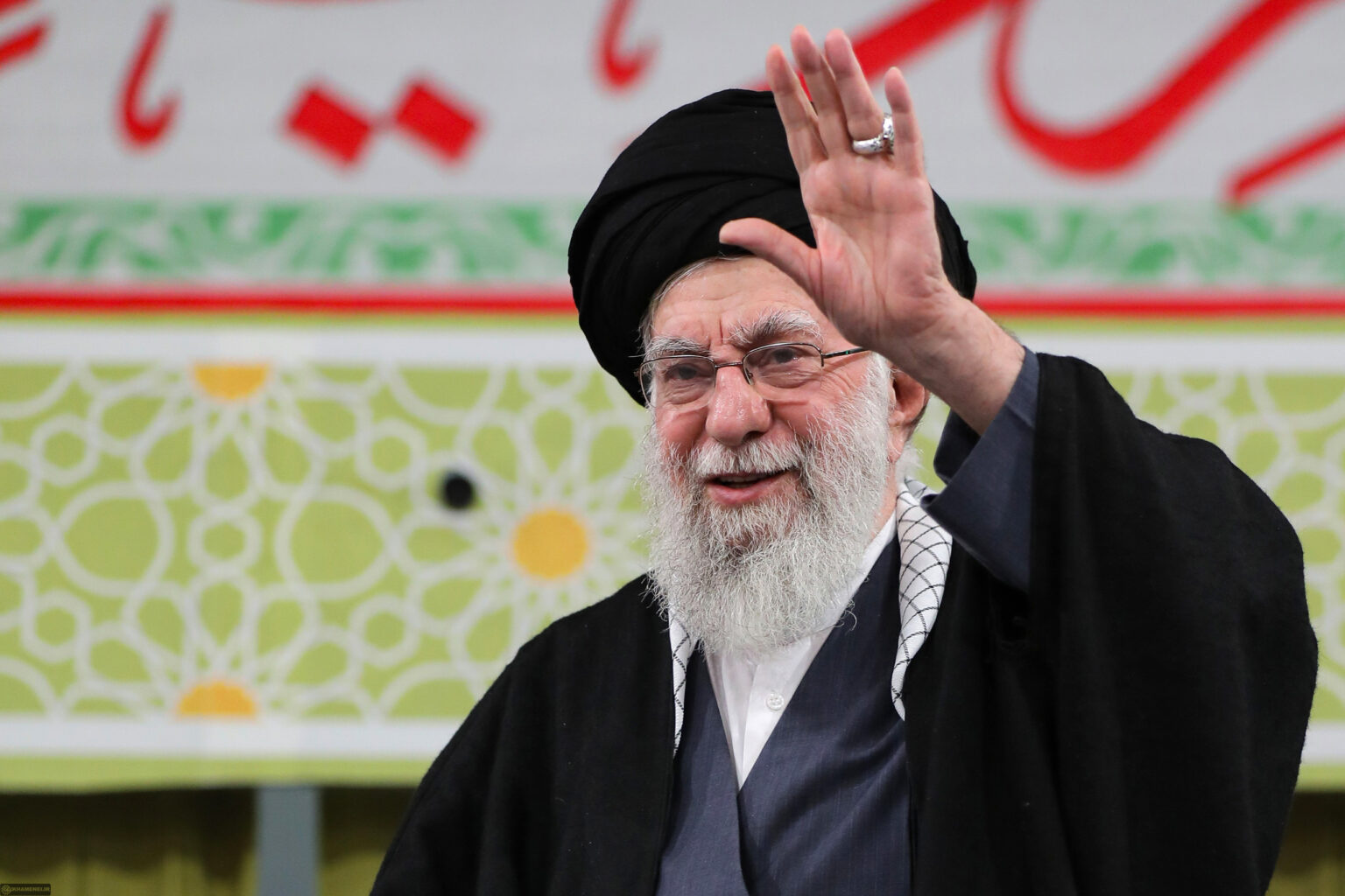 پیام تسلیت مدیرعامل شرکت توسعه نیشکر و صنایع جانبی آن در پی شهادت امام خامنه‌ای