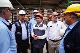 بازدید میدانی معاون وزیر نفت از واحدهای ازکارافتاده پتروشیمی بندر امام